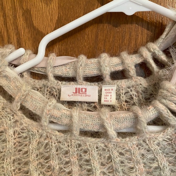 Asymmetrical cold-shoulder sweater w/feminine bow - Picture 3 of 4